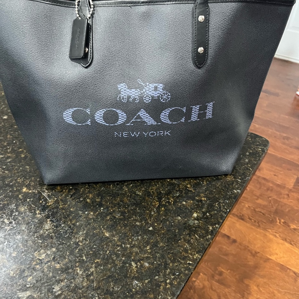 Coach Navy gently used Tote Bag